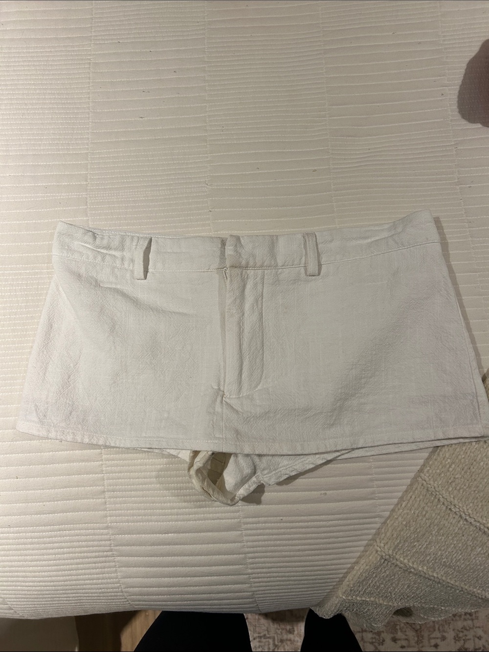 Lioness mini skirt